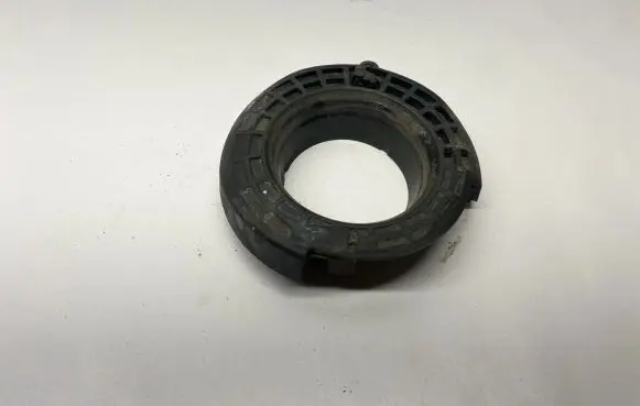 Mercedes-Benz C W205 Rear coil spring rubber mount A2053240184 2053240184