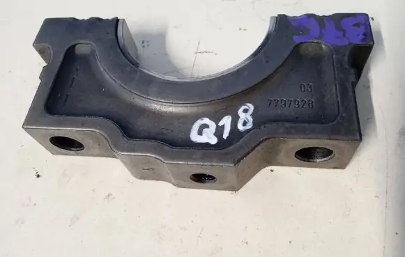 BMW 3 F30 F35 F31 Crankshaft Holder 7797928