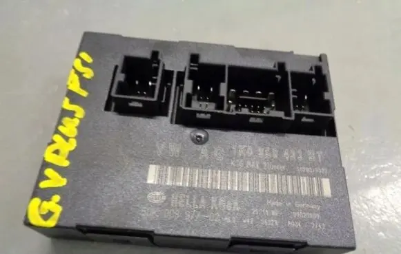 Volkswagen Golf V Other control units/modules