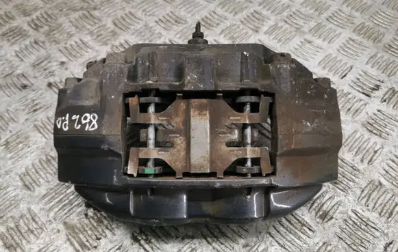 Nissan 370Z Front brake caliper