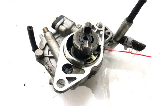 Suzuki Swift II Vacuum pump 55268135