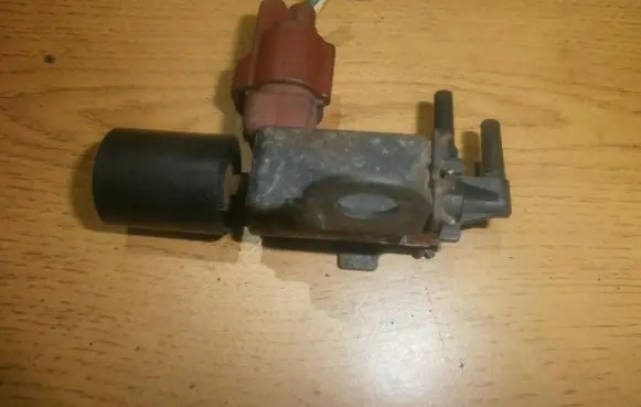 Subaru Legacy Turbo solenoid valve