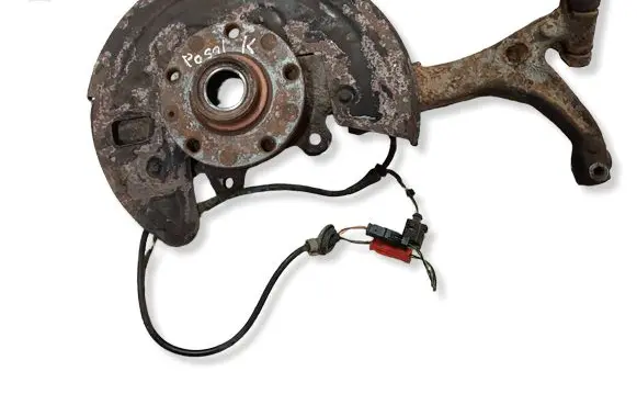 Volkswagen PASSAT B5.5 Rear wheel hub spindle/knuckle 