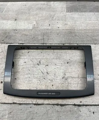 Volkswagen PASSAT B6 Radio/GPS head unit trim 3C0858069M