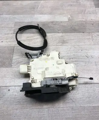 Seat Altea Rear door lock 5P0839011 2190508S