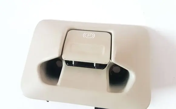Volvo XC60 Hand brake release handle 31433501