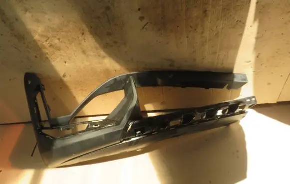BMW X1 U11 Front bumper corner part panel trim 9883580