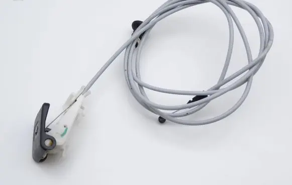Toyota Avensis T250 Engine bonnet/hood lock release cable 