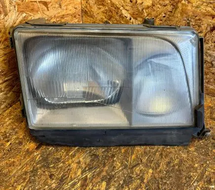 Mercedes-Benz E W124 Headlight/headlamp 1305235094