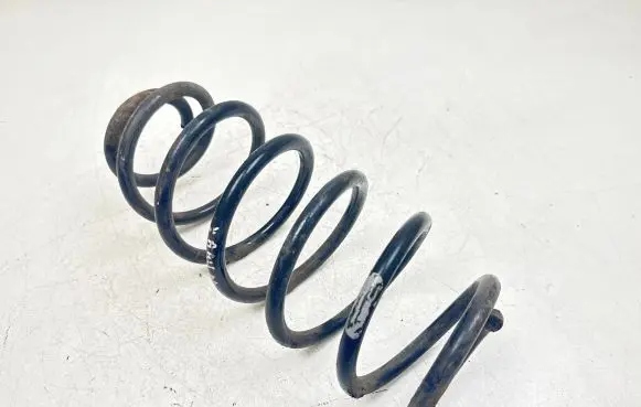 Toyota Yaris Rear coil spring