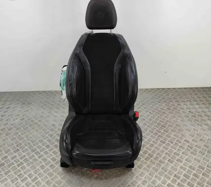 Alfa Romeo Stelvio Front passenger seat 52086456