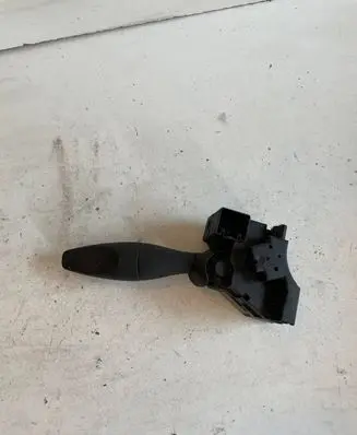 Ford Focus Indicator stalk 98AC13335