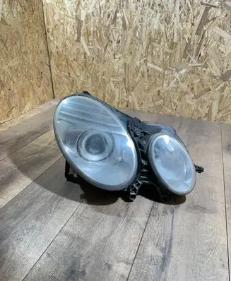 Mercedes-Benz E W211 Headlight/headlamp
