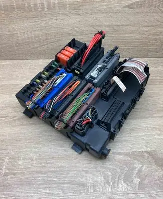 Opel Vectra C Central body control module 13112914 519049027