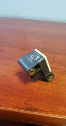 BMW 1 E81 E87 Airbag deployment crash/impact sensor 6911003