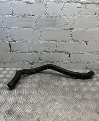 Hyundai i30 Engine coolant pipe/hose 254112l600