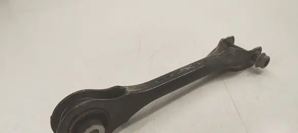 Tesla Model 3 Rear upper control arm/wishbone 104442700C