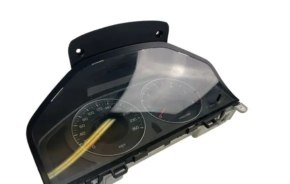Volvo XC70 Speedometer (instrument cluster) 31254535AA