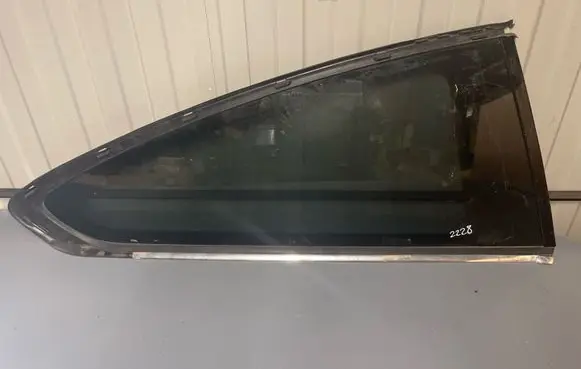 BMW 4 F36 Gran coupe Rear side window 51377292382 7292382 7433344