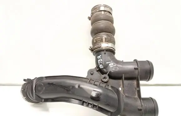 Intercooler hose/pipe