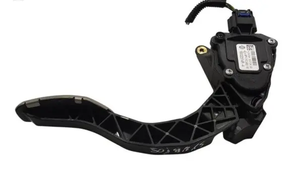 Renault Captur II Accelerator throttle pedal 180022514R