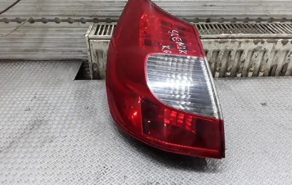 Renault Scenic II - Grand scenic II Rear/tail lights 8200474328A