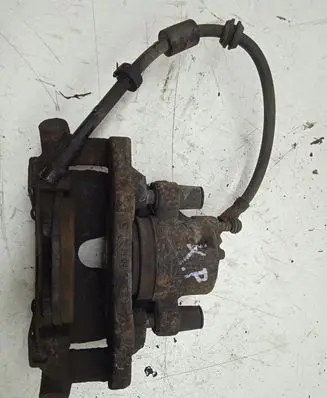 Volvo V50 Front brake caliper 818300