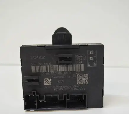 Audi A3 S3 8V Door control unit/module 5Q0959395E