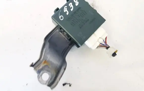 Lexus IS 220D-250-350 Door control unit/module 8597053030 051500-4060