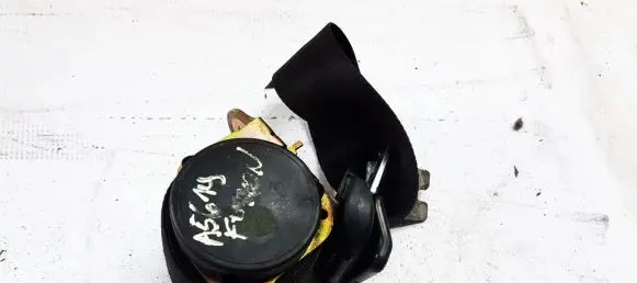Ford Fusion Rear seatbelt 560053152