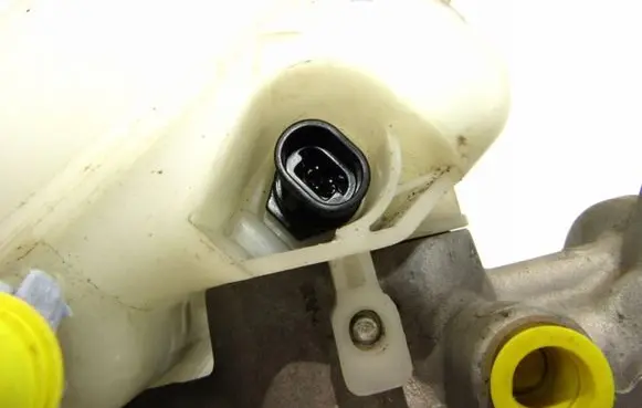 Opel Tigra B Master brake cylinder 0204024948