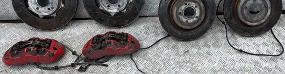 Mercedes-Benz C AMG W205 Brake discs and calipers set 