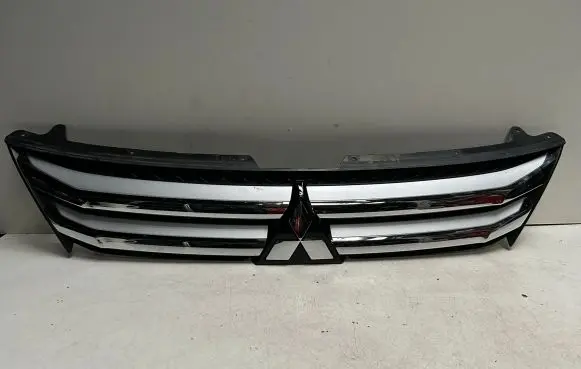 Mitsubishi Eclipse Cross Front bumper upper radiator grill 7450B072