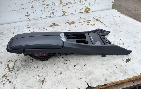 BMW 5 GT F07 Center console 