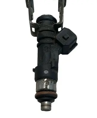 Ford Fiesta Fuel injector 8A6GAA