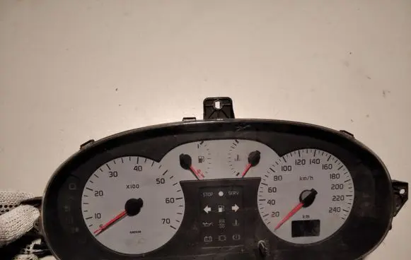 Renault Megane I Speedometer (instrument cluster) 7700428718