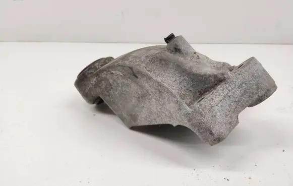 Mercedes-Benz B W246 W242 Engine mounting bracket A2462401109