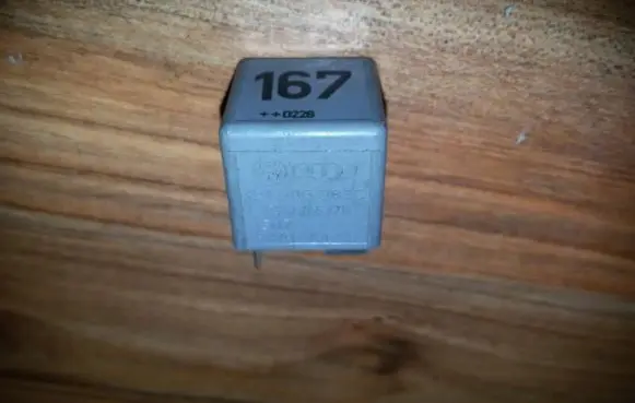 Volkswagen Golf IV Other relay 191906383C V23134B55X216