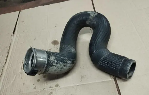Jeep Renegade Intercooler hose/pipe 51960149