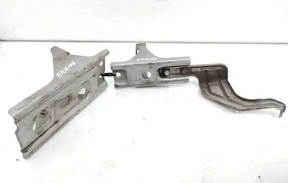 Mitsubishi Outlander Battery bracket 