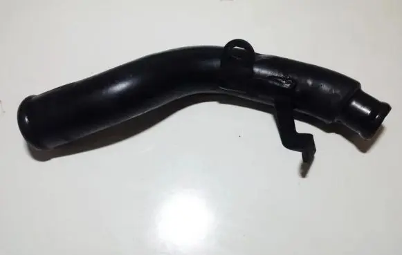 Jaguar X-Type Intercooler hose/pipe