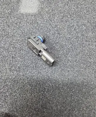 BMW 3 G20 G21 Fuel pressure sensor 8482293 905895180