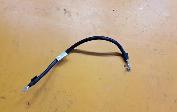 Mercedes-Benz E W212 Positive cable (battery) A2124408736