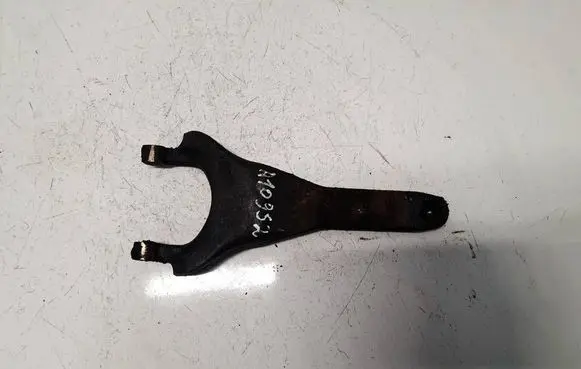 Toyota Corolla Verso AR10 Clutch release arm fork
