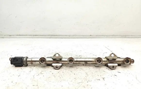 Audi S1 Fuel main line pipe 04E133320D