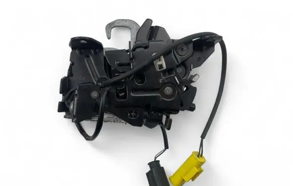 Engine bonnet/hood lock/catch