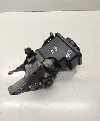 BMW 3 E46 Power steering pump 2247556 32422247556 6756575