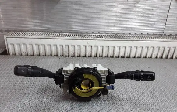 Hyundai Tucson LM Wiper turn signal indicator stalk/switch DI000580104