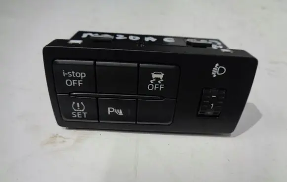 Mazda 6 Other switches/knobs/shifts BLS466170A