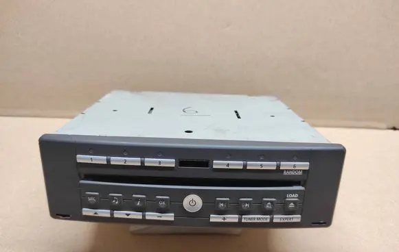 Renault Espace - Grand espace IV Radio/CD/DVD/GPS head unit 8200207099 R92A11841 020366